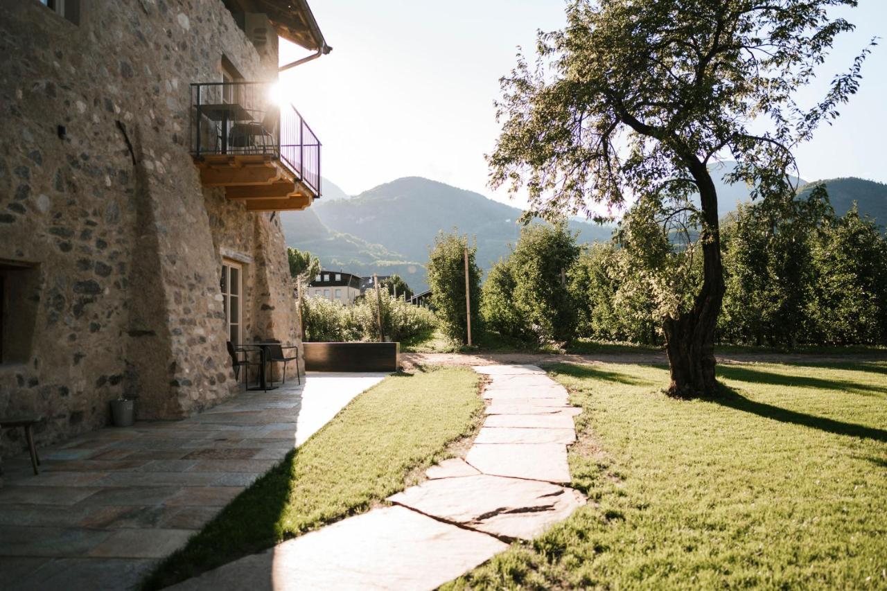 St. Vigilius Modern Historic Apartments Nalles Bagian luar foto